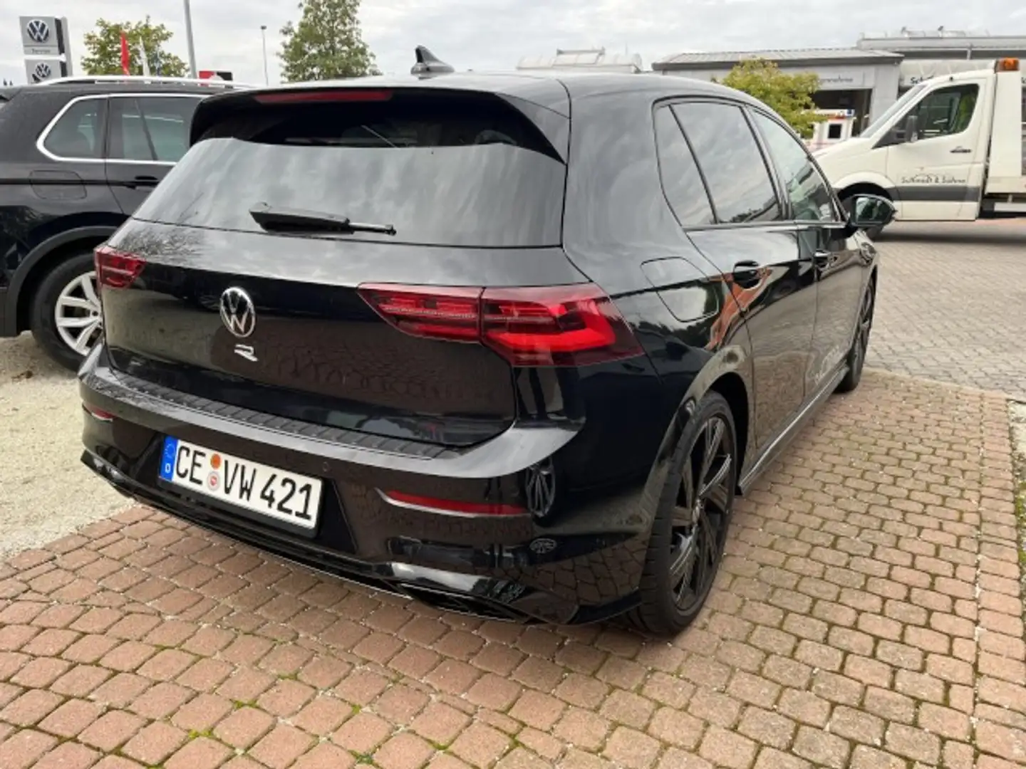 Volkswagen Golf VIII 2.0 TDI R-Line/Pano/Matrix/BlackStyle Klima Zwart - 2