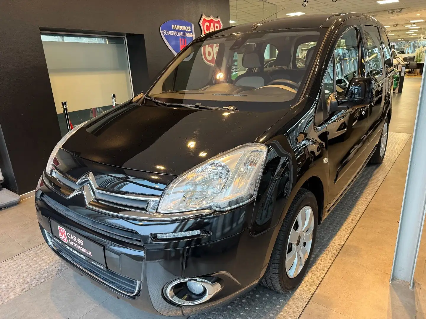 Citroen Berlingo Kombi Selection / Schwarz - 1