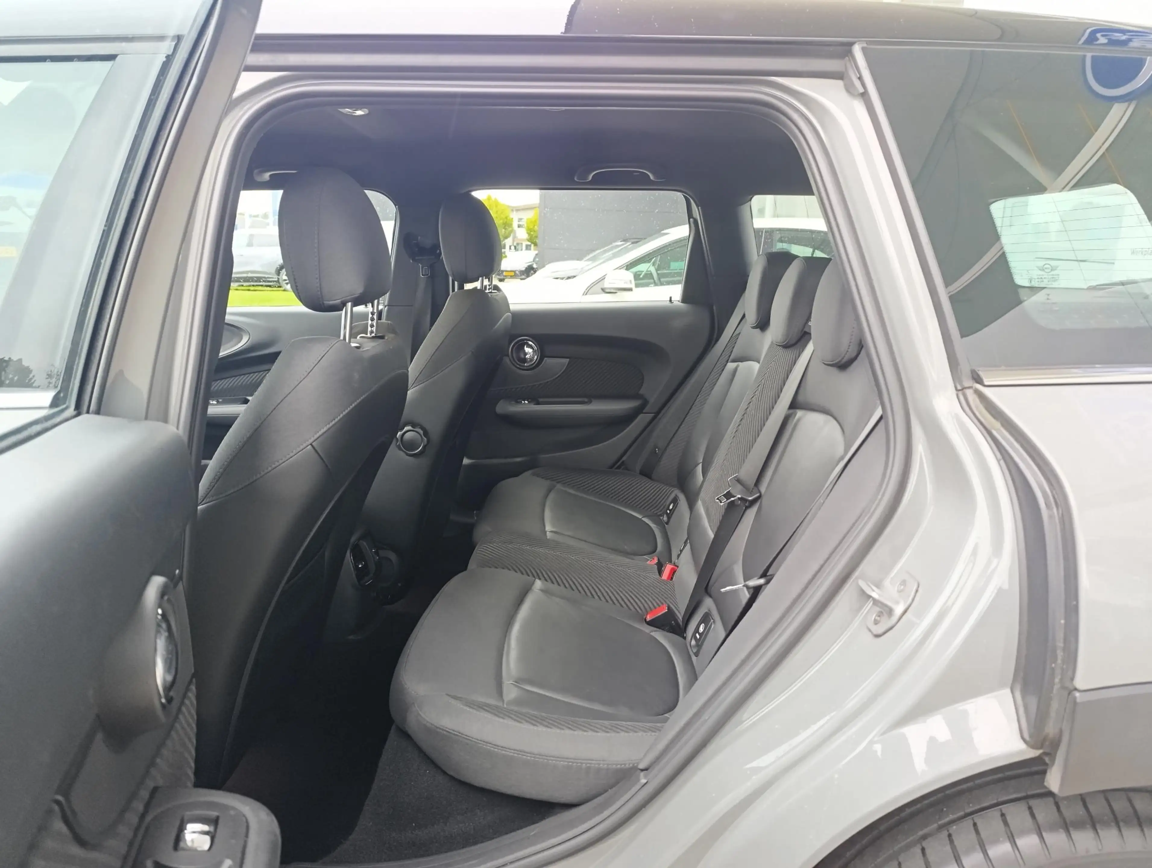 MINI Cooper Clubman 1.5 Chili Business Plus | BTW-auto | Stoelverwarmi — photo 8