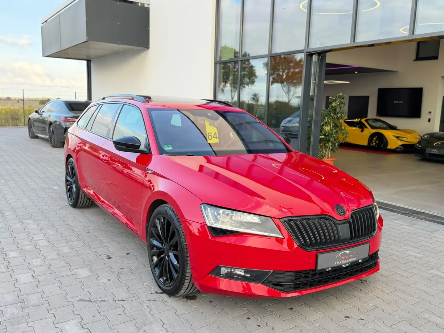 Skoda Superb Combi 2.0 TSI Sportline 4x4 DSG Navi Pano Rot - 2
