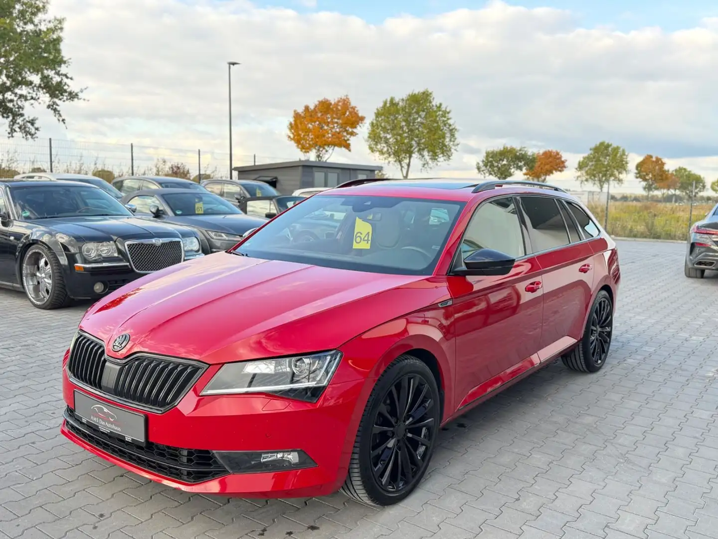 Skoda Superb Combi 2.0 TSI Sportline 4x4 DSG Navi Pano Rot - 1