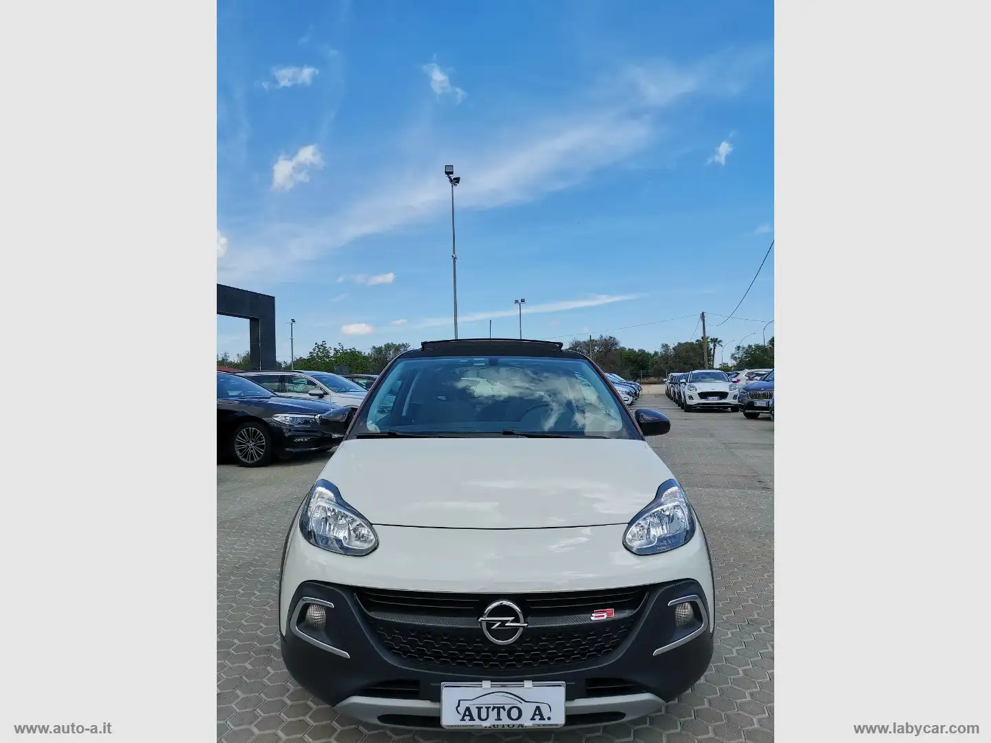 Opel Adam Rocks 1.4 150 CV S&S S CABRIO Fehér - 2