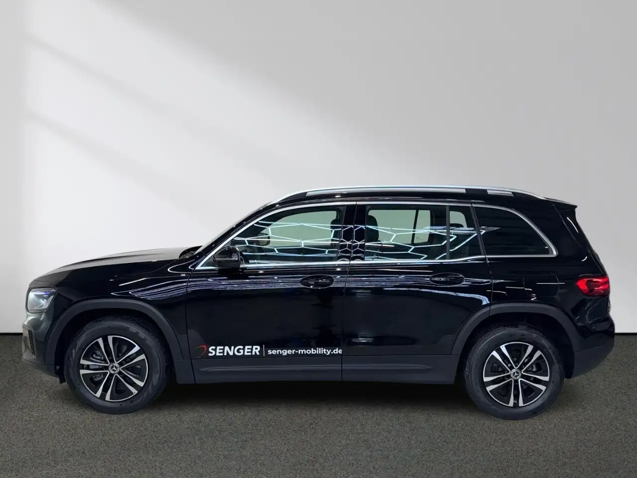 Mercedes-Benz GLB 200 d Rückfahrkamera Totwinkel Carplay LED 3