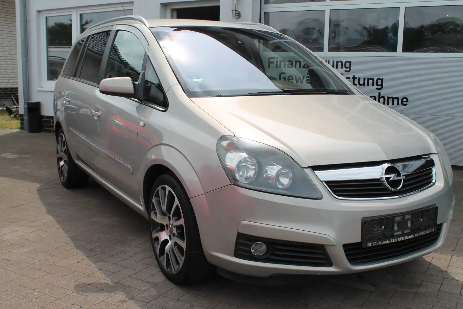 Opel Zafira B Edition *TÜV-NEU* - 2