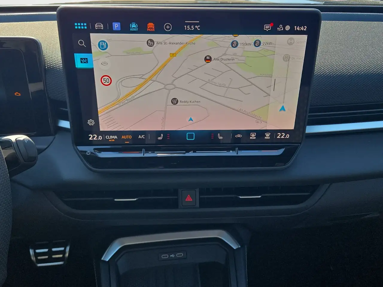 Volkswagen T-Roc 1.5 eTSI DSG R-Line 11