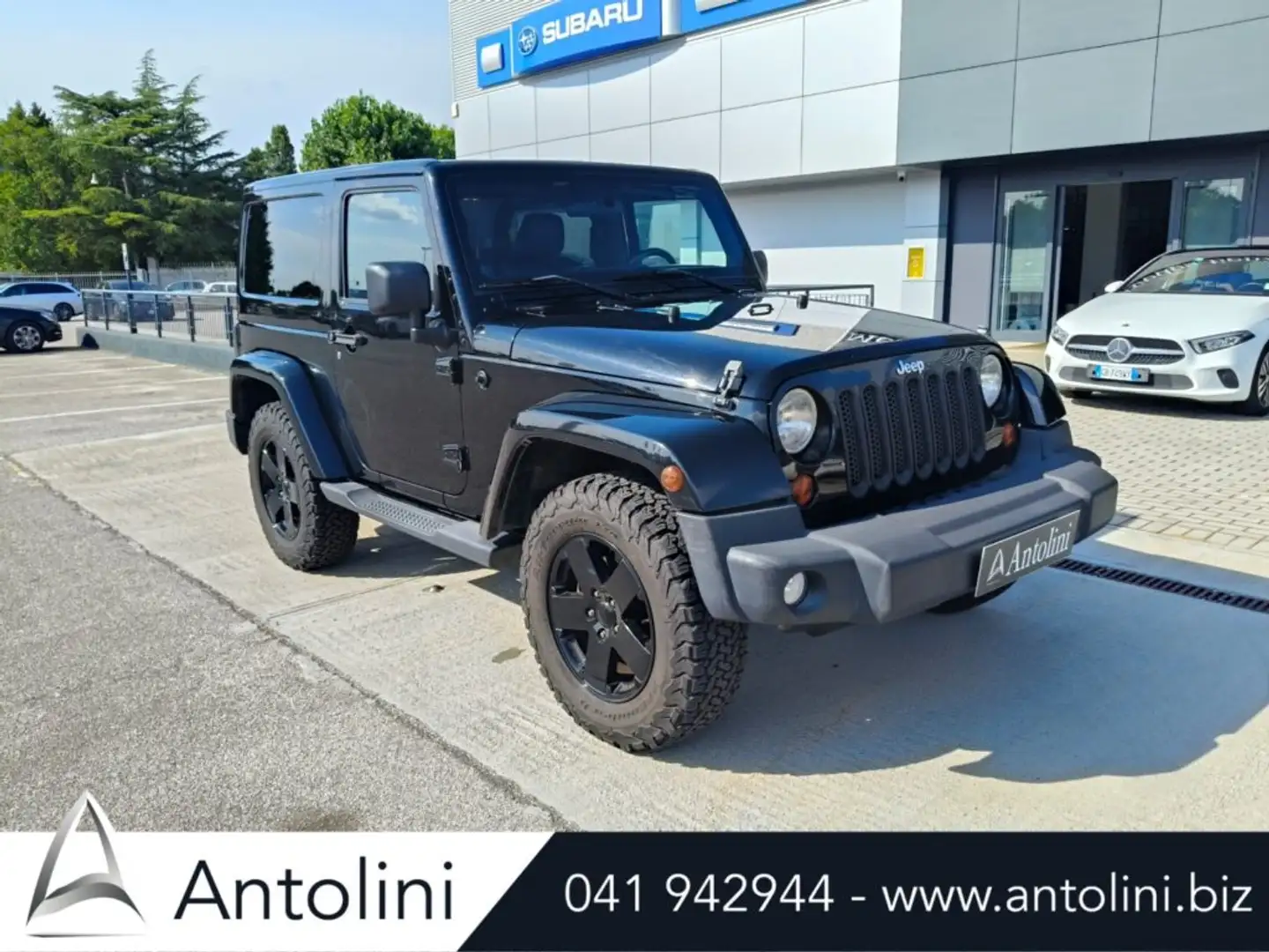 Jeep Wrangler 2.8 CRD DPF Sahara Auto Negru - 2