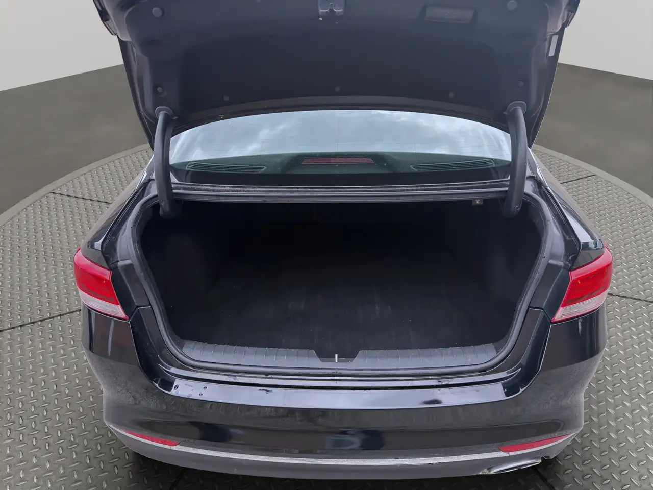 Kia Optima снимка Kia Optima