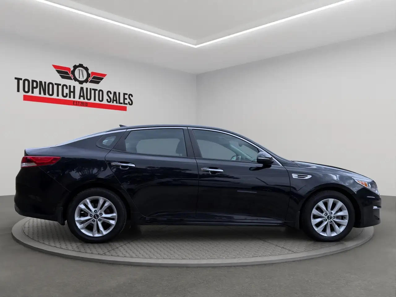 Kia Optima снимка Kia Optima