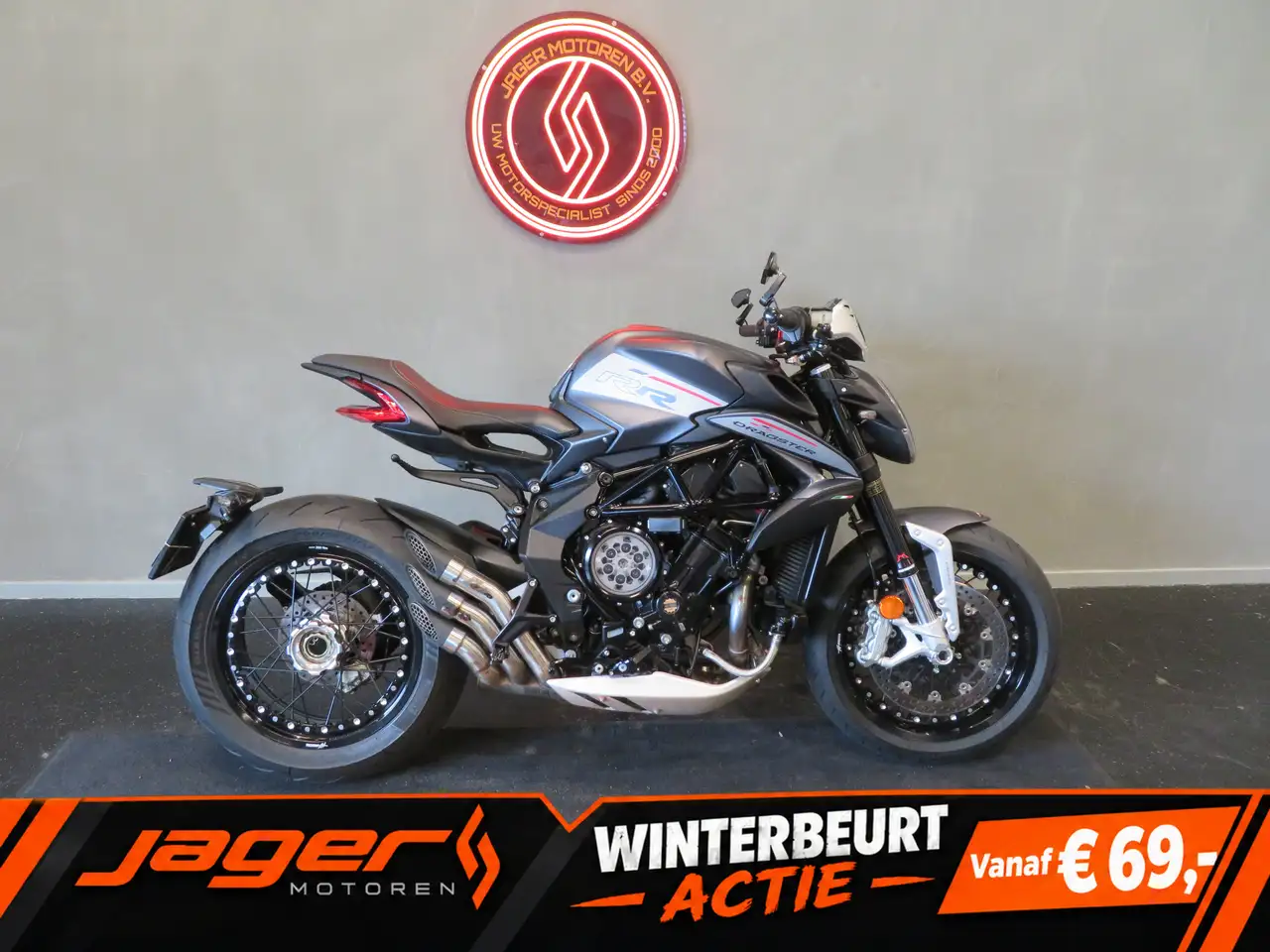 MV Agusta Brutale 800