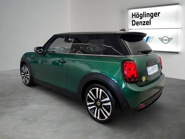 Mini Hatch view 10