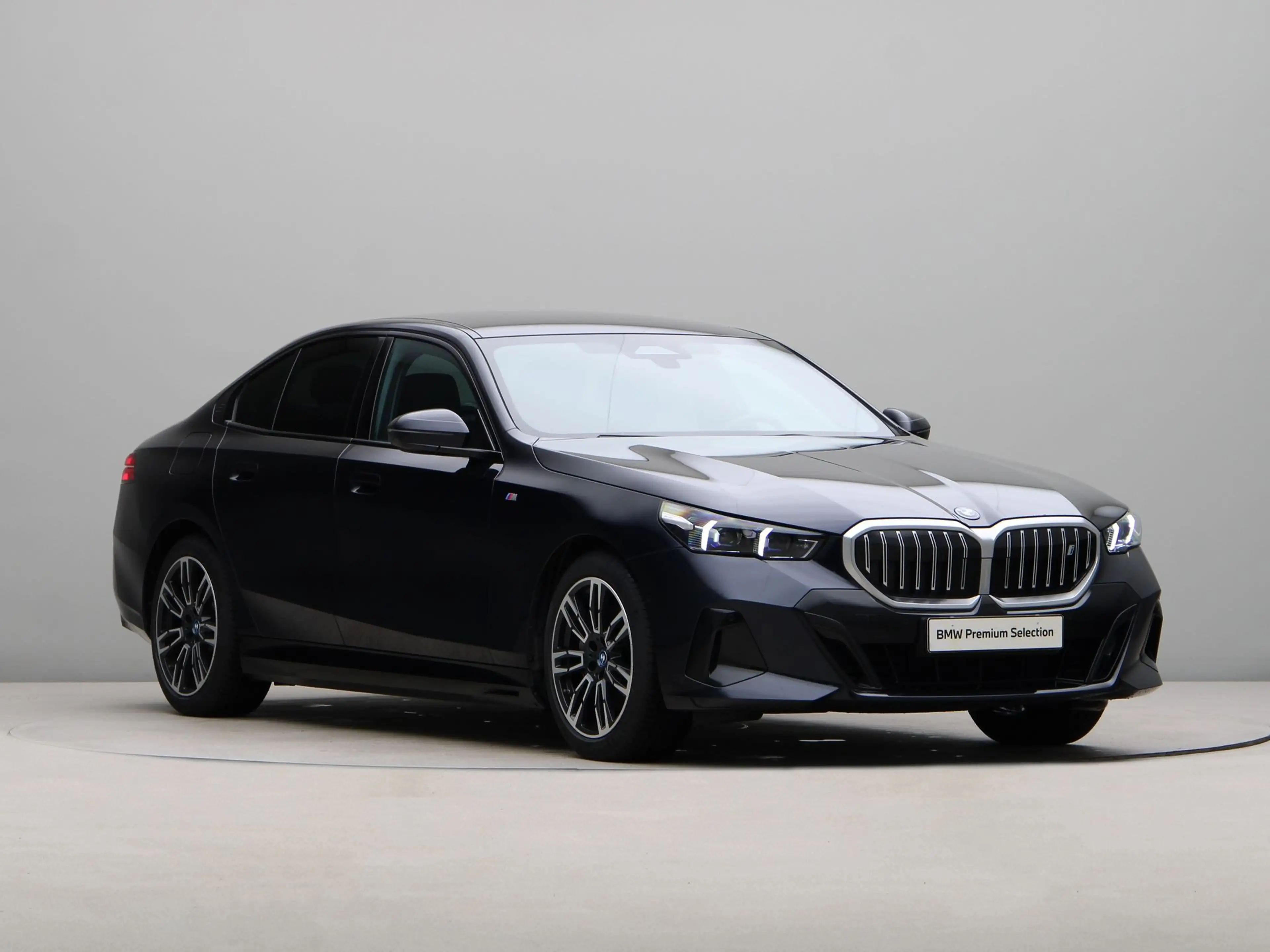 BMW i5 eDrive40 M-Sport - Trekhaak — photo 6