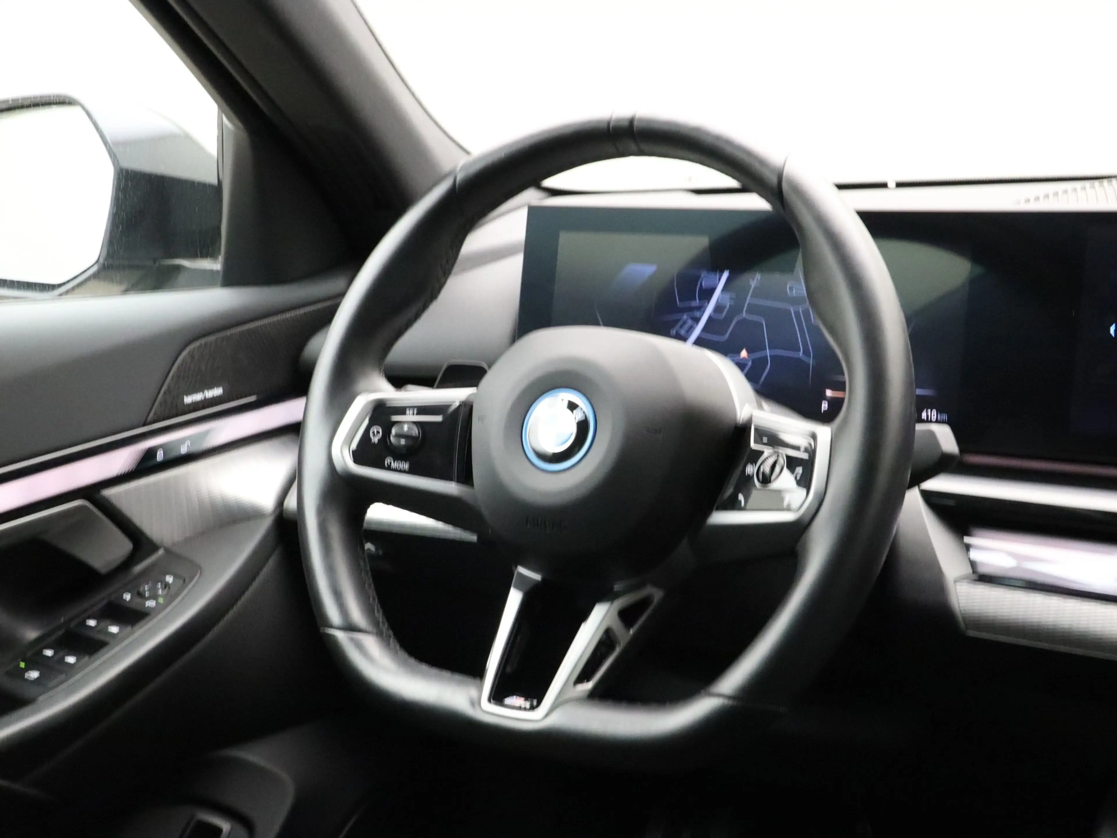 BMW i5 eDrive40 M-Sport - Trekhaak — photo 2