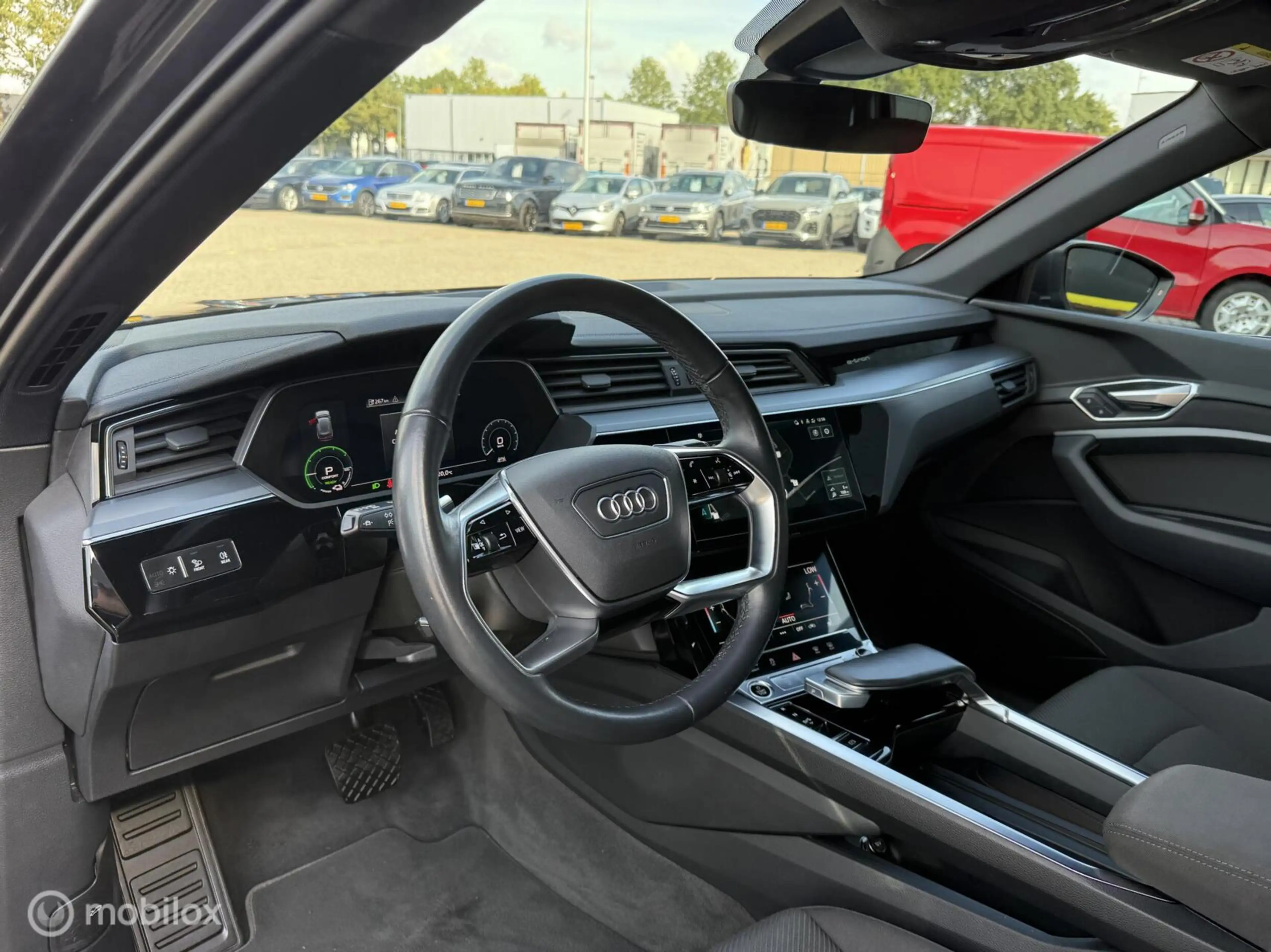 Audi e-tron 55 quattro Business edition Plus 95 kWh SOH 90% — photo 12