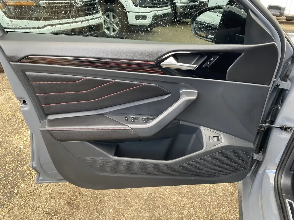 2023 Volkswagen Jetta GLI | Ambient Interior Glow | Rear Cam | Climate Seats — photo 6