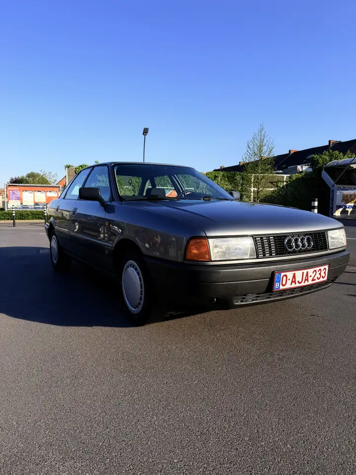 Audi 80, foto 2