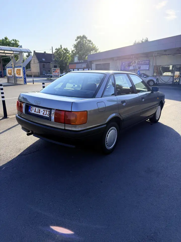 Audi 80, foto 4