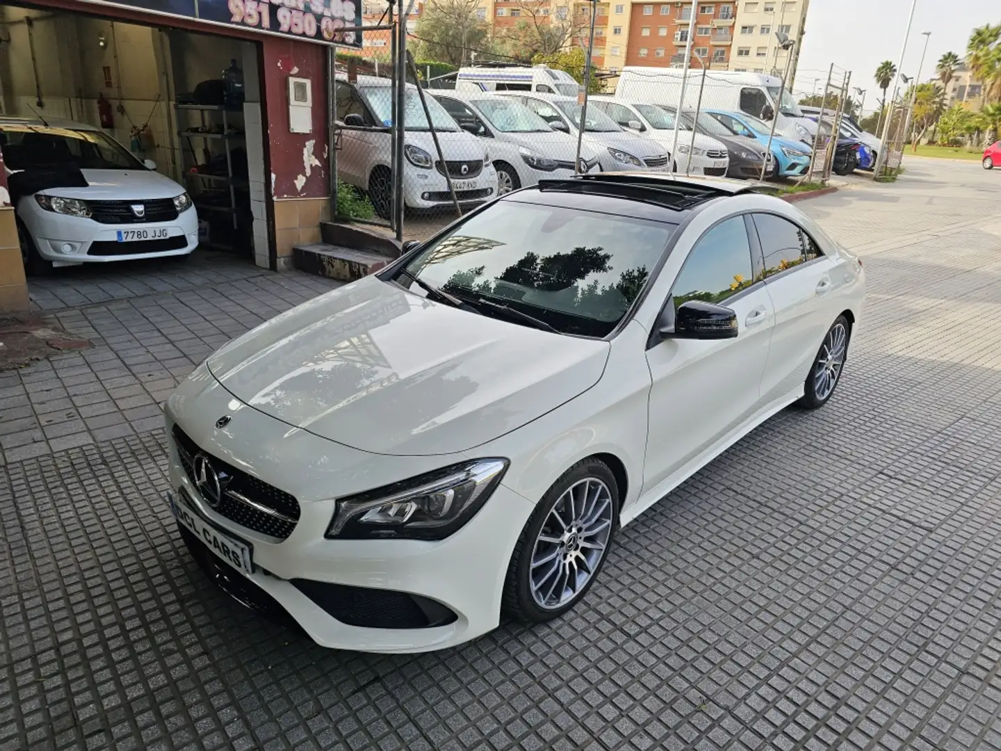 Mercedes-Benz CLA 200 200d 7G-DCT Blanco - 1
