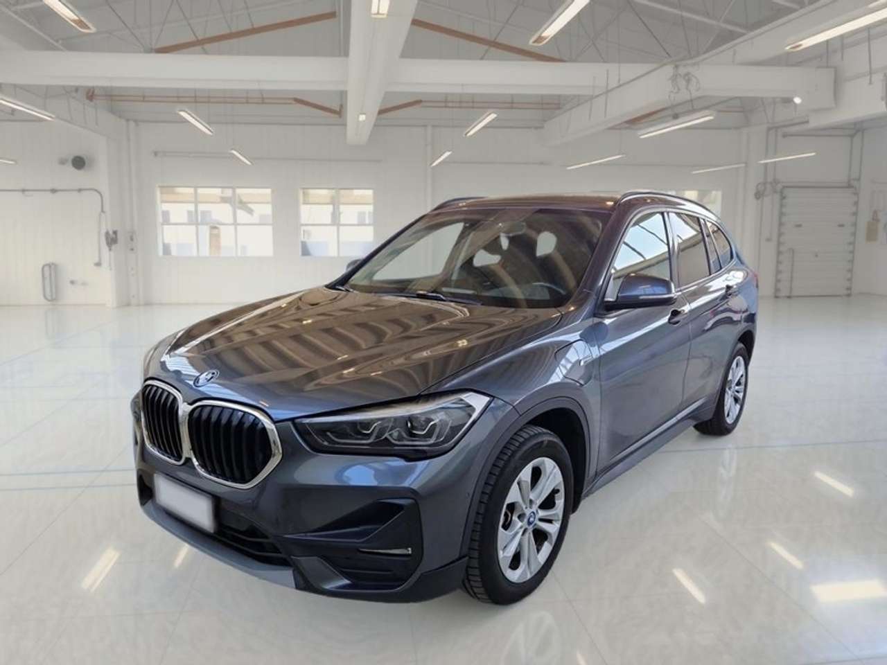 BMW X1 XDRIVE 25E BUSINESS ADVANTAGE AUTOMATICO SUV