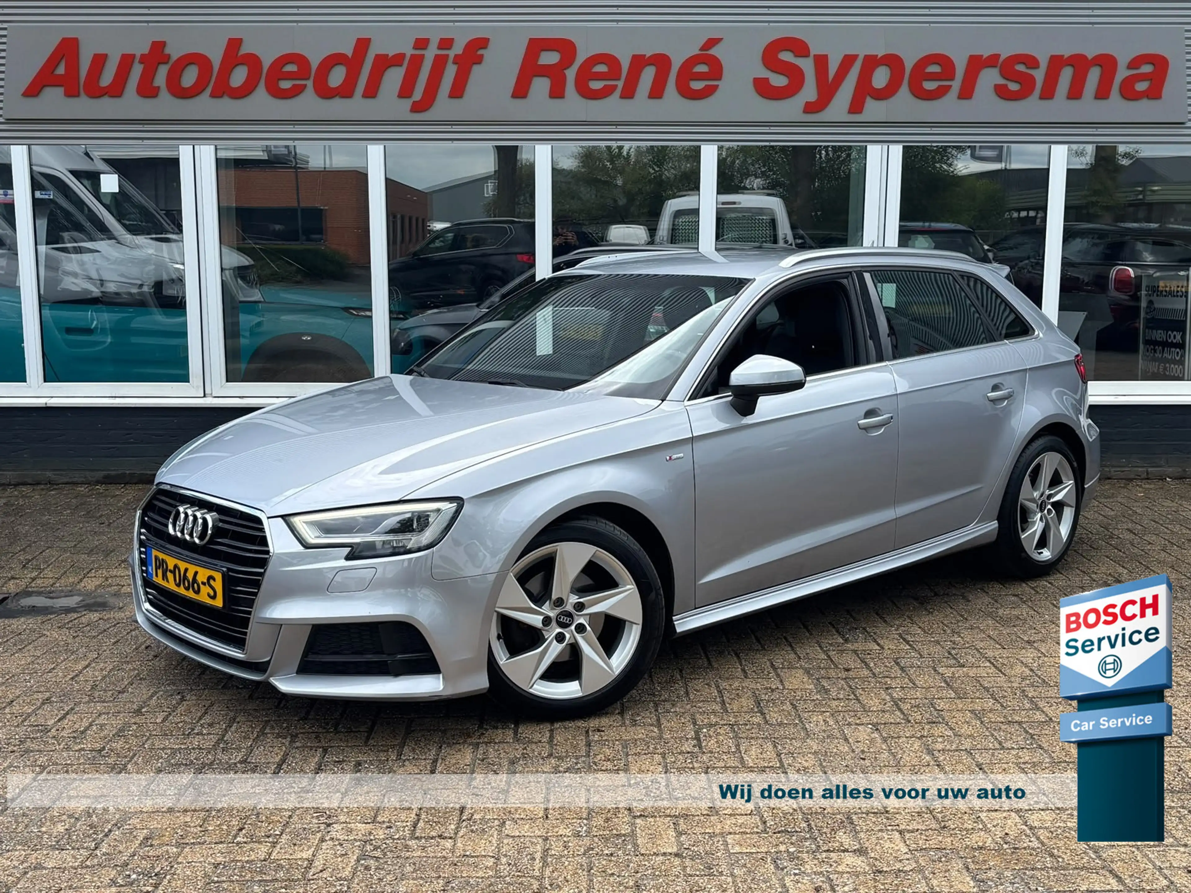 Audi A3 Sportback 1.5 TFSI CoD Sport S Line Edition | Trek