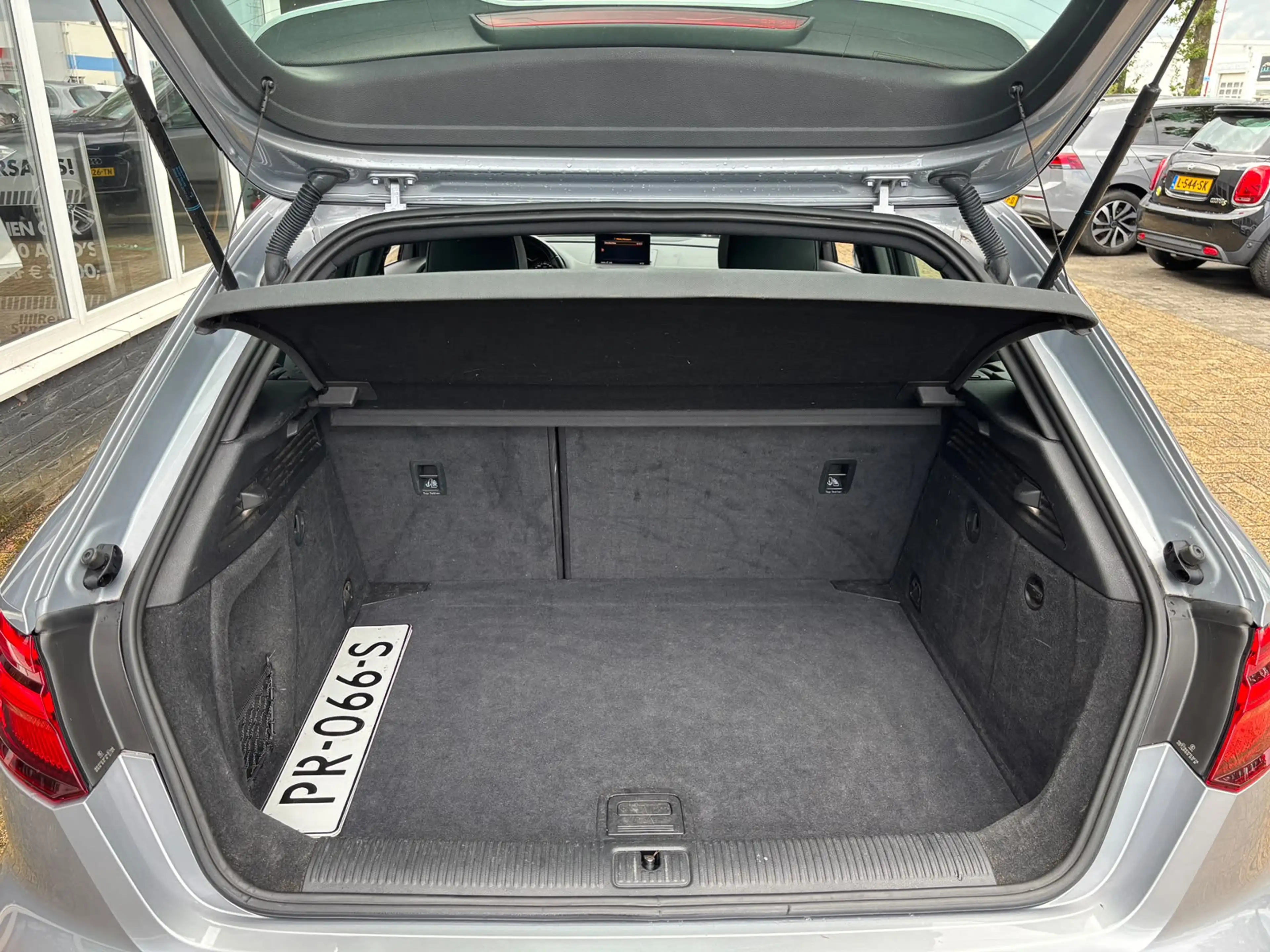 Audi A3 Sportback 1.5 TFSI CoD Sport S Line Edition | Trek — photo 9