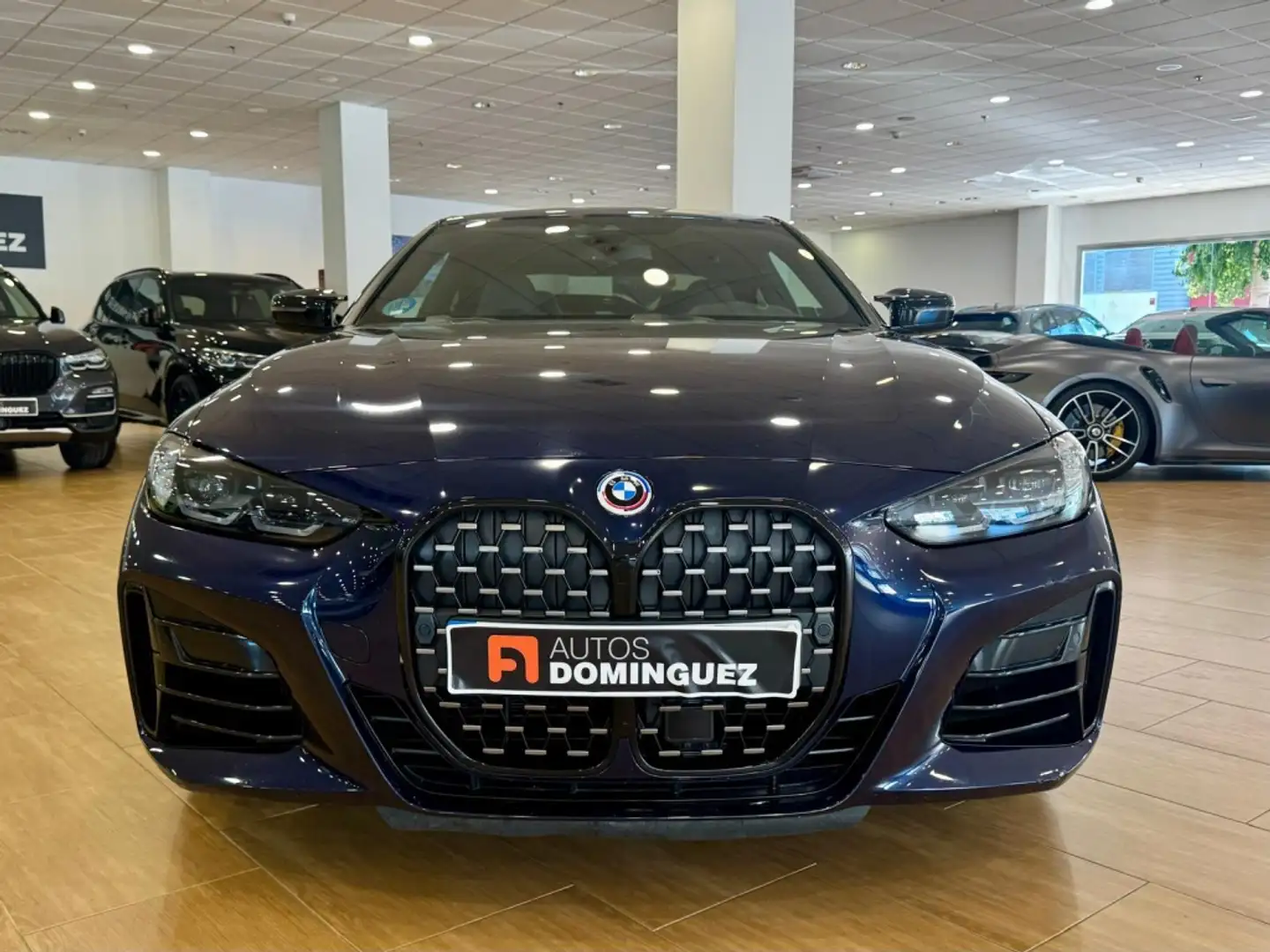 BMW 440 M440iA Coupé xDrive M Sport Pro Blauw - 2
