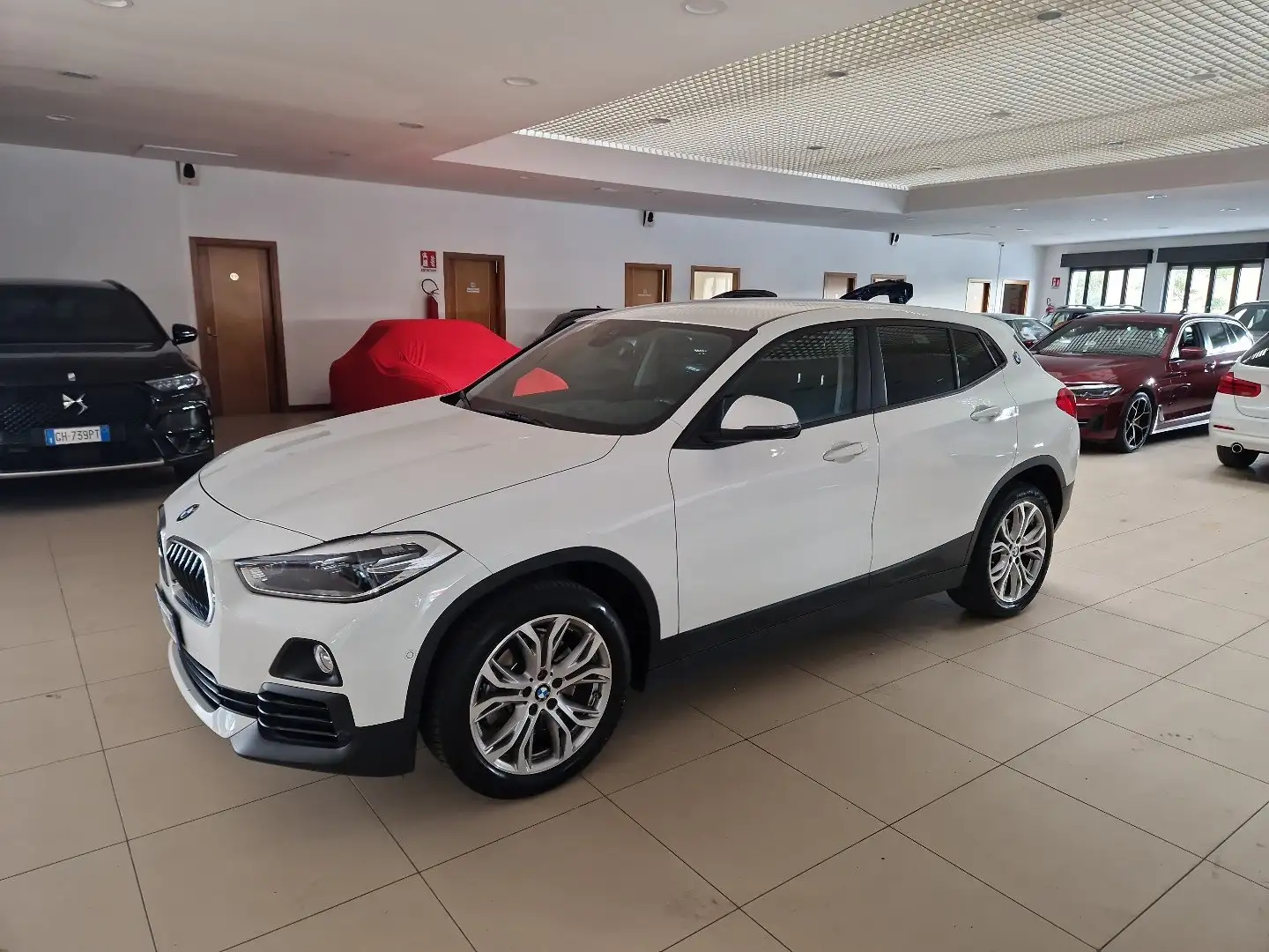 BMW X2 xDrive20d 190cv Business-X auto Navi Cruise 18” Blanc - 1