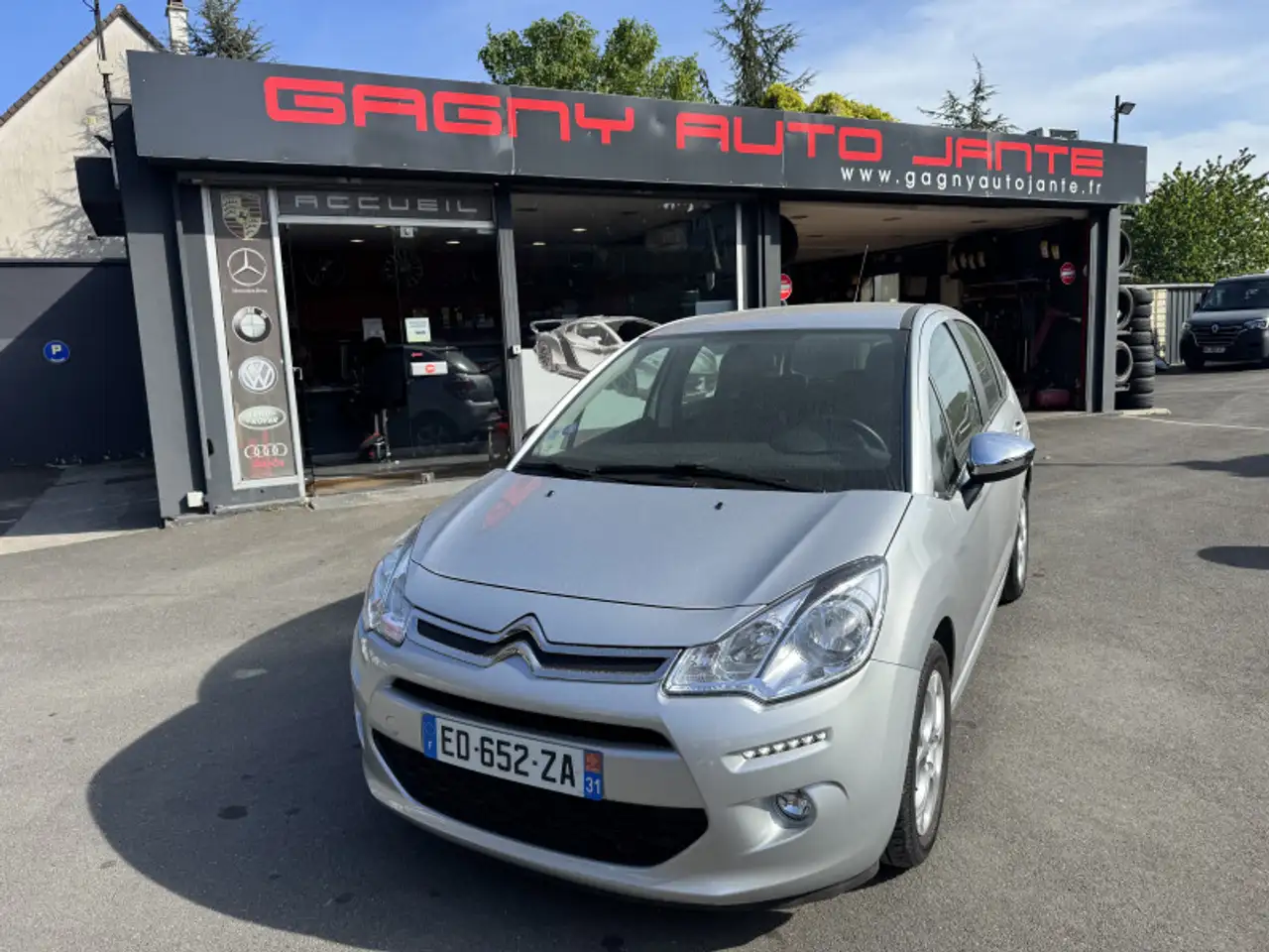 Citroen C3 PURETECH 82 FEEL EDITION TRES FAIBLE KM