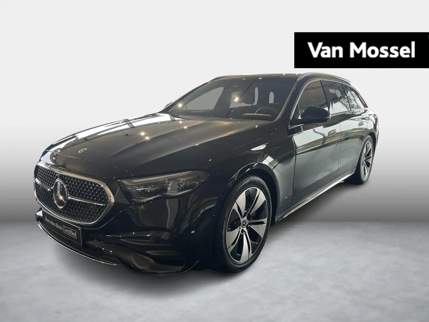 Mercedes-Benz E 300 300e AMG LINE Estate + BURMESTER + TREKHAAK + SURR Zwart - 1