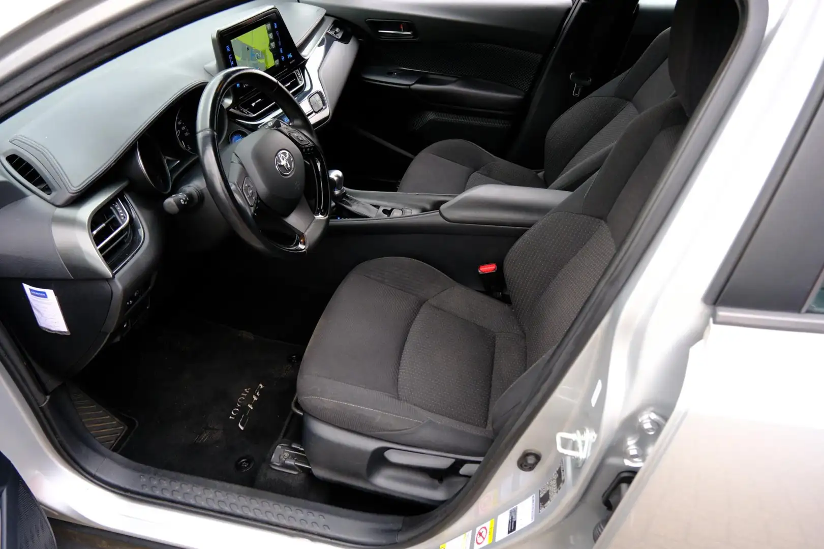 Toyota C-HR 1.8 Hybrid Aut. Dynamic Navi|Clima|Camera|LMV|Deal Gris - 2