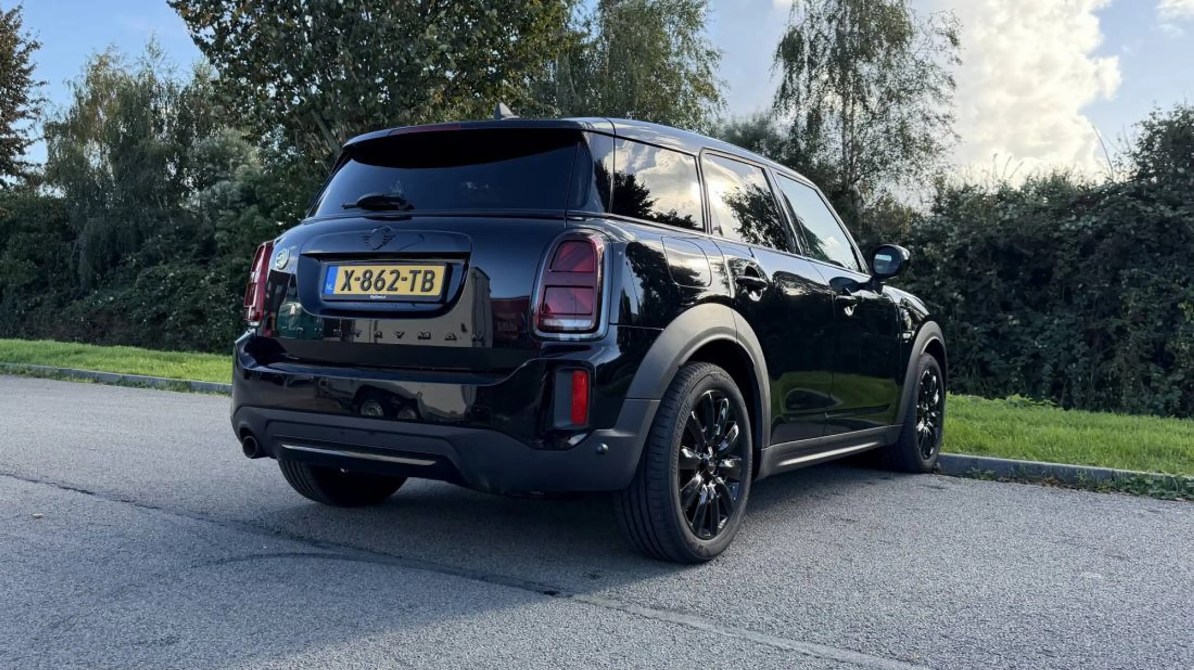 MINI Cooper SE Countryman 1.5 ALL4 MINI Yours — photo 10