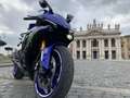 Yamaha YZF-R1 - thumbnail 2