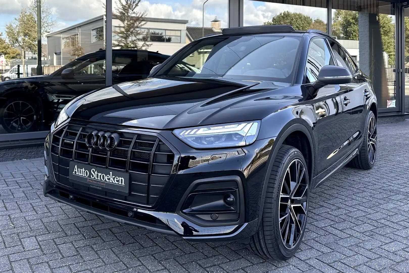 Audi Q5 Sportback 50 TFSIe Black Edition Panorama Matrix L Noir - 2