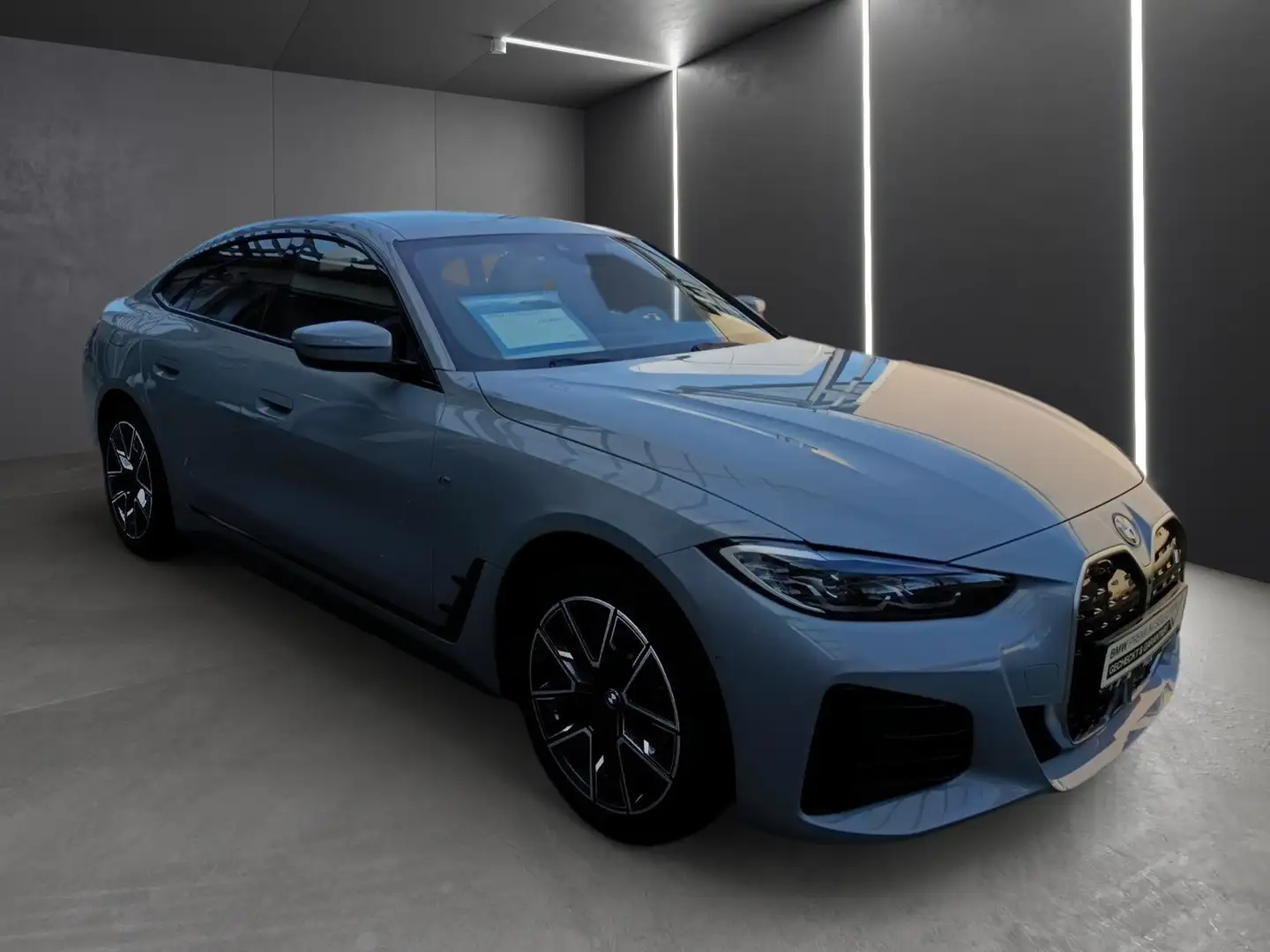 BMW i4 eDrive40 M SPORTPAKET+LIVE COCKPIT PRO+ANH.KUPPLUN Grey - 2