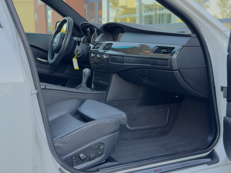 BMW 550 5-serie 550i Executive, M-Sport, BTW, Youngtimer, — photo 14
