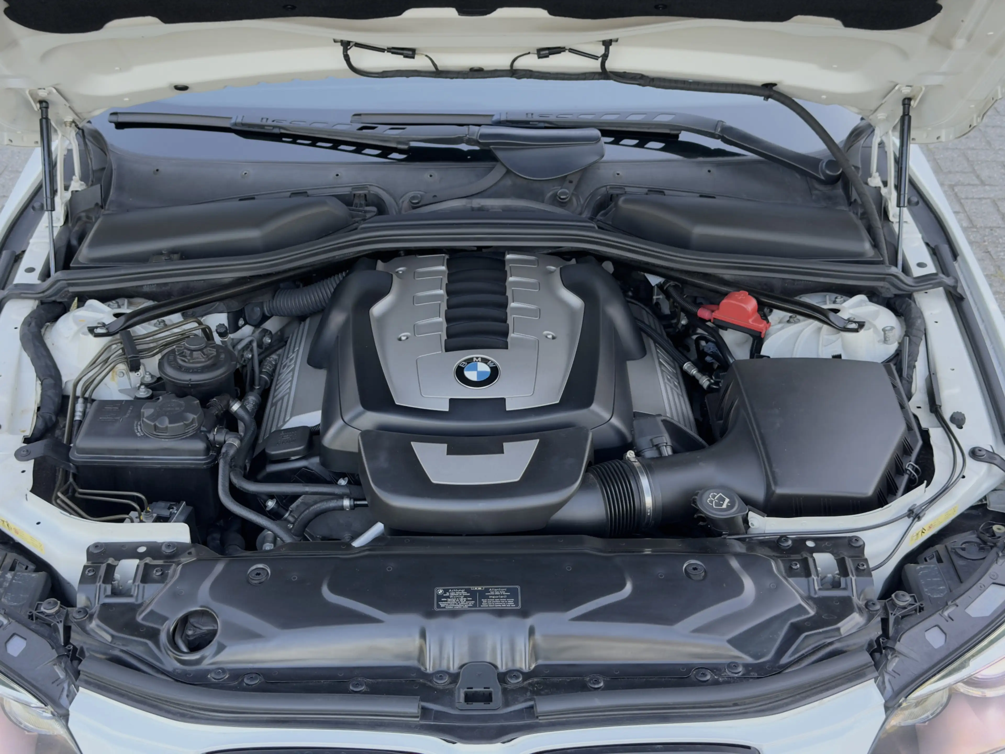 BMW 550 5-serie 550i Executive, M-Sport, BTW, Youngtimer, — photo 5