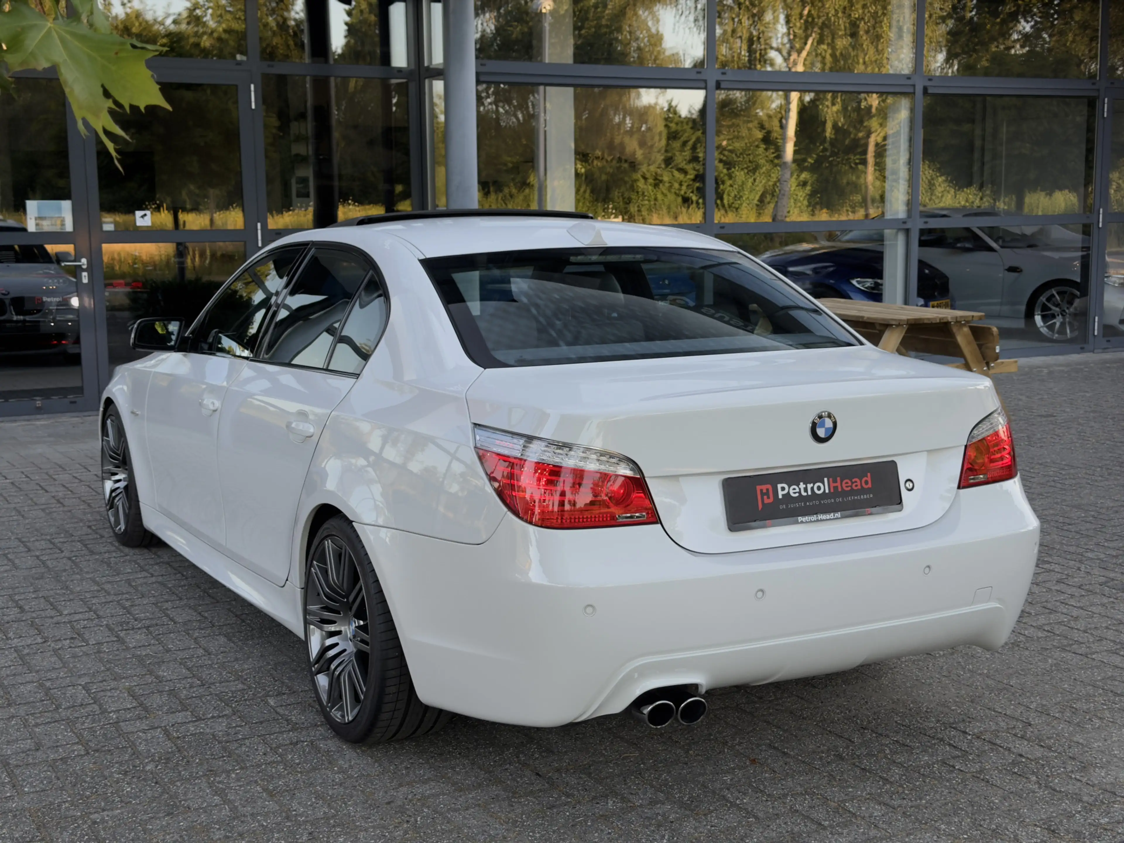 BMW 550 5-serie 550i Executive, M-Sport, BTW, Youngtimer, — photo 9