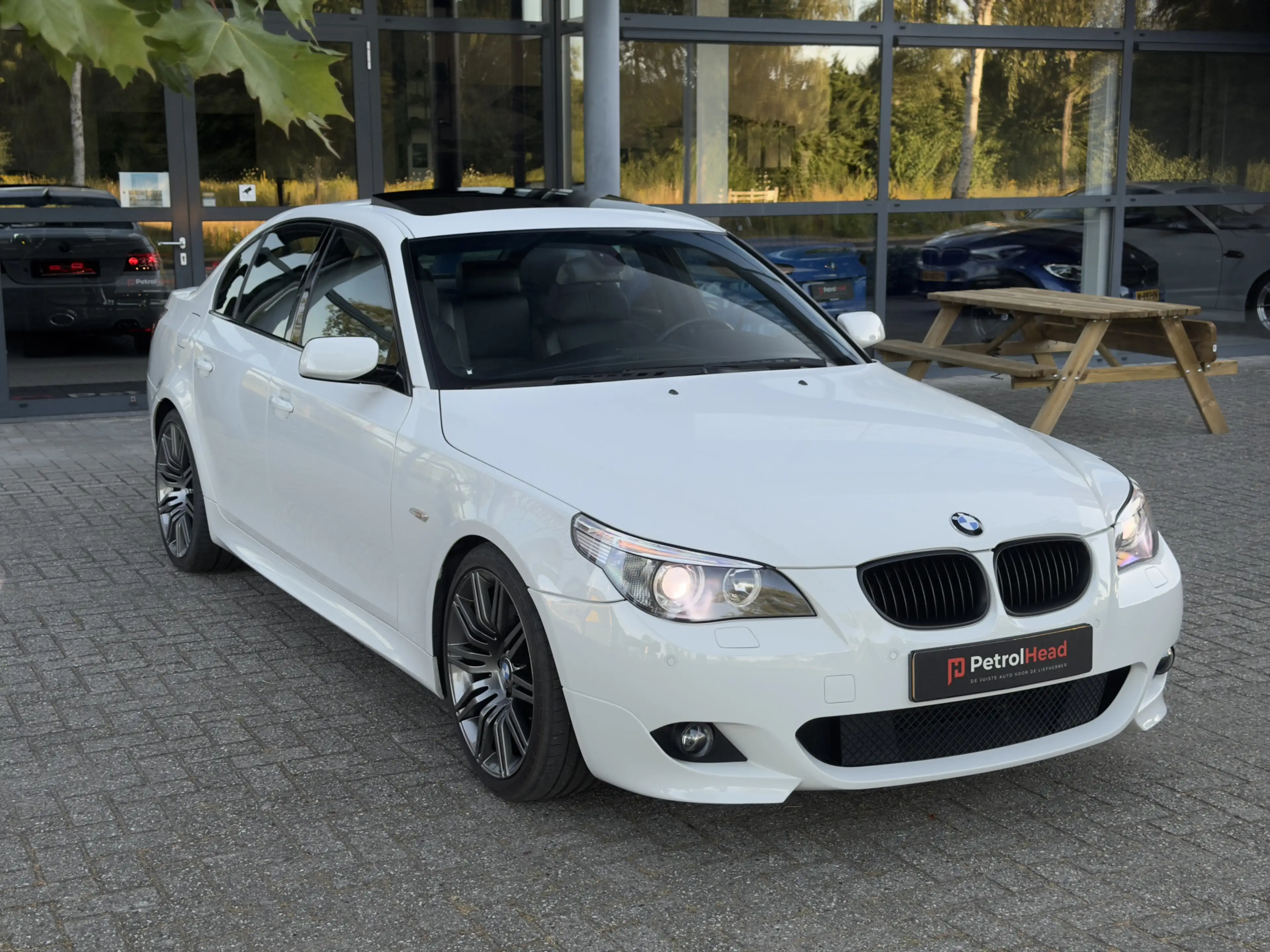BMW 550 5-serie 550i Executive, M-Sport, BTW, Youngtimer, — photo 8