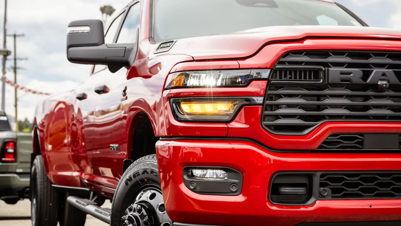 RAM 3500 снимка RAM 3500