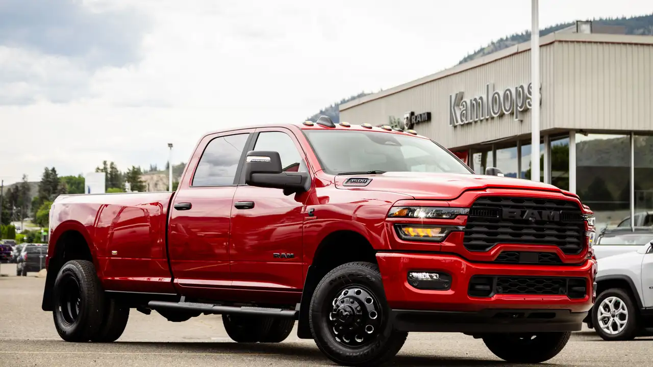RAM 3500 снимка RAM 3500