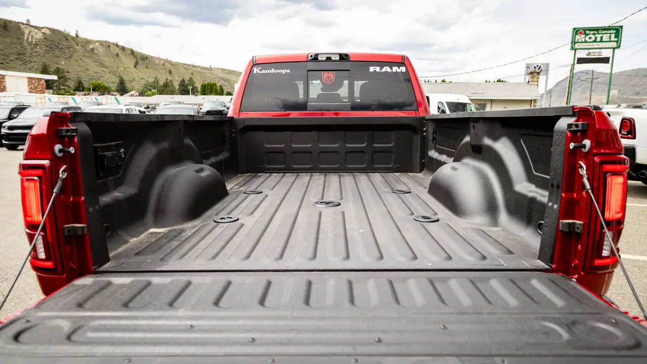 RAM 3500 снимка RAM 3500