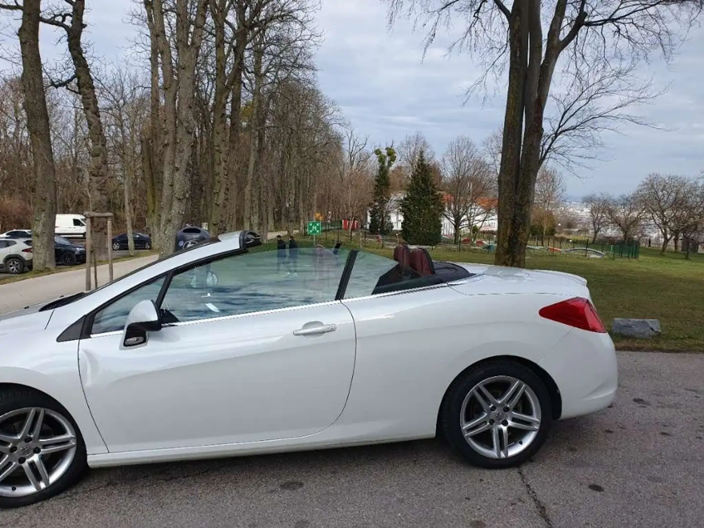Peugeot 308 308 CC Active 1,6 16V VTi Active Weiß - 2