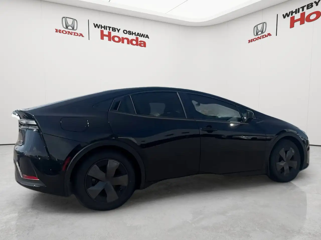 Toyota Prius снимка Toyota Prius