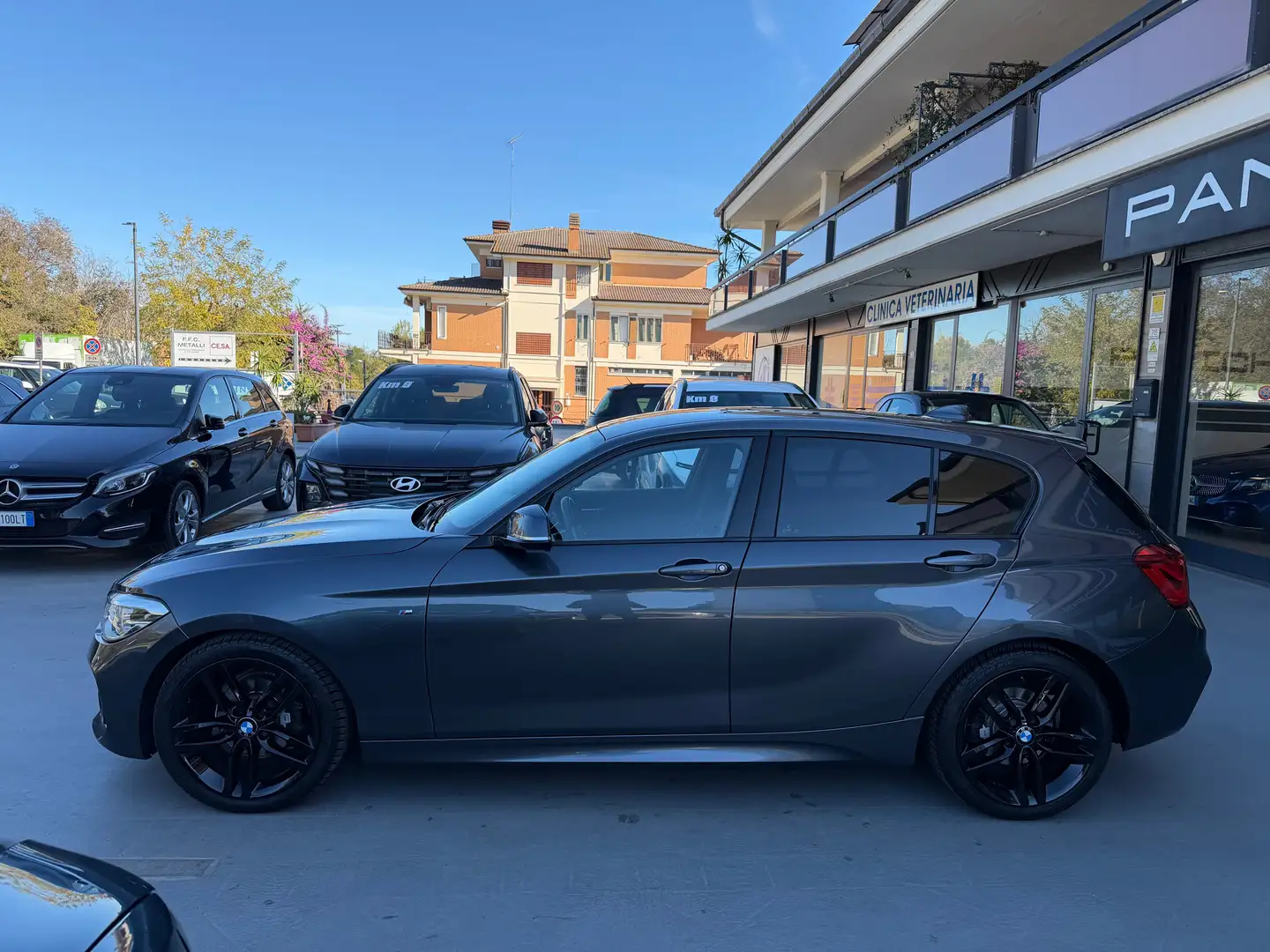 BMW 118 118d Msport 5p Gris - 2