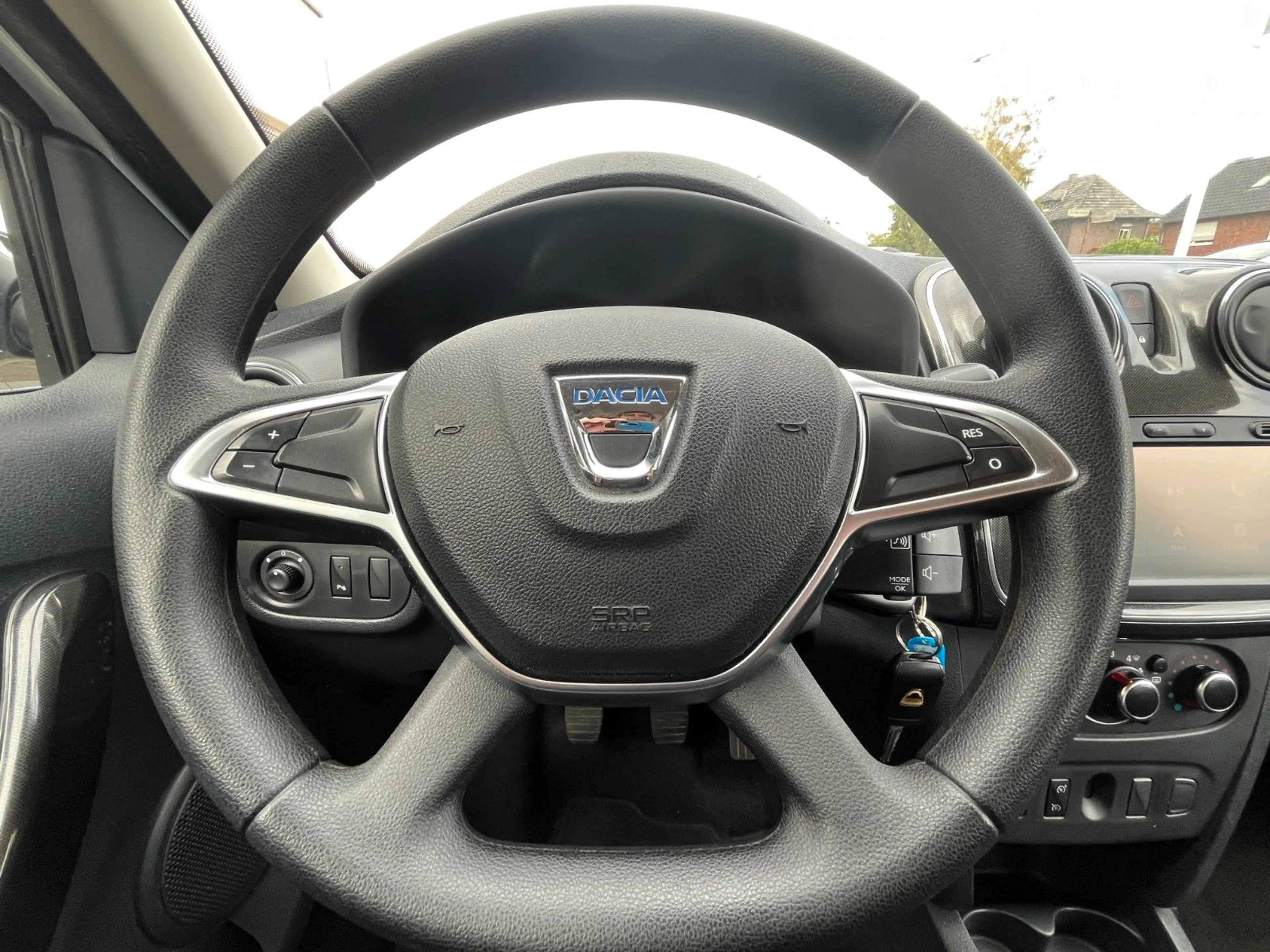 Dacia Logan MCV II Kombi Comfort (GJR, AHK, KLIMA) — photo 15