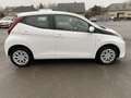 Toyota Aygo 1.0 I-VVTi X-Play Blanc - thumbnail 4