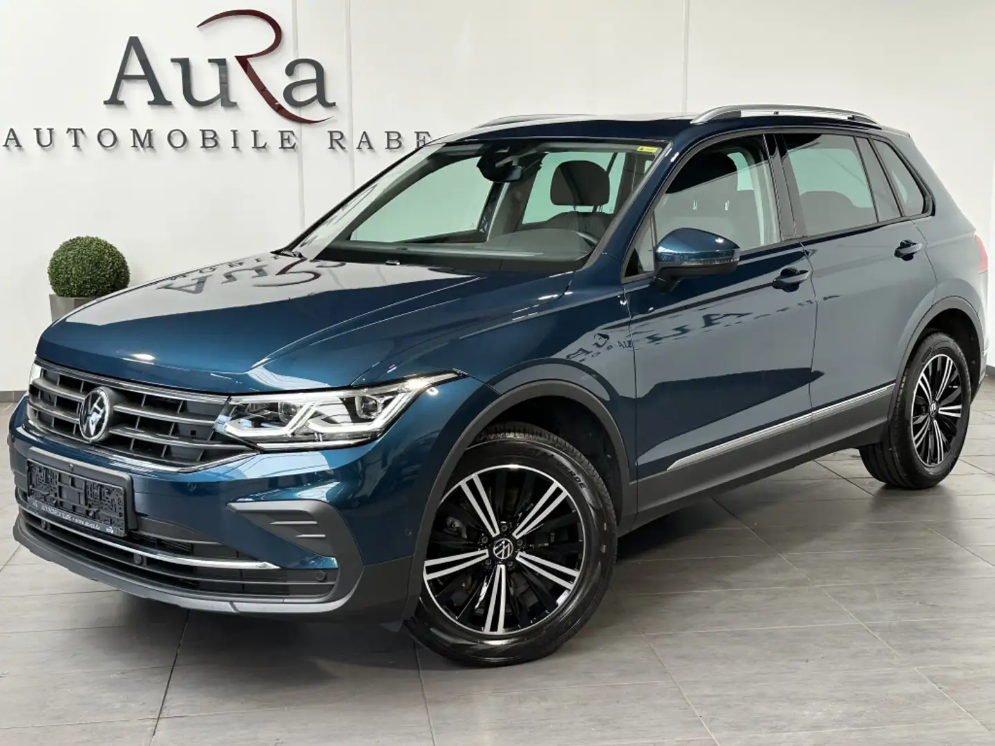 Volkswagen Tiguan 2.0 TDI DSG 4M Life NAV+LED+PANO+H&K+ACC Blau - 2