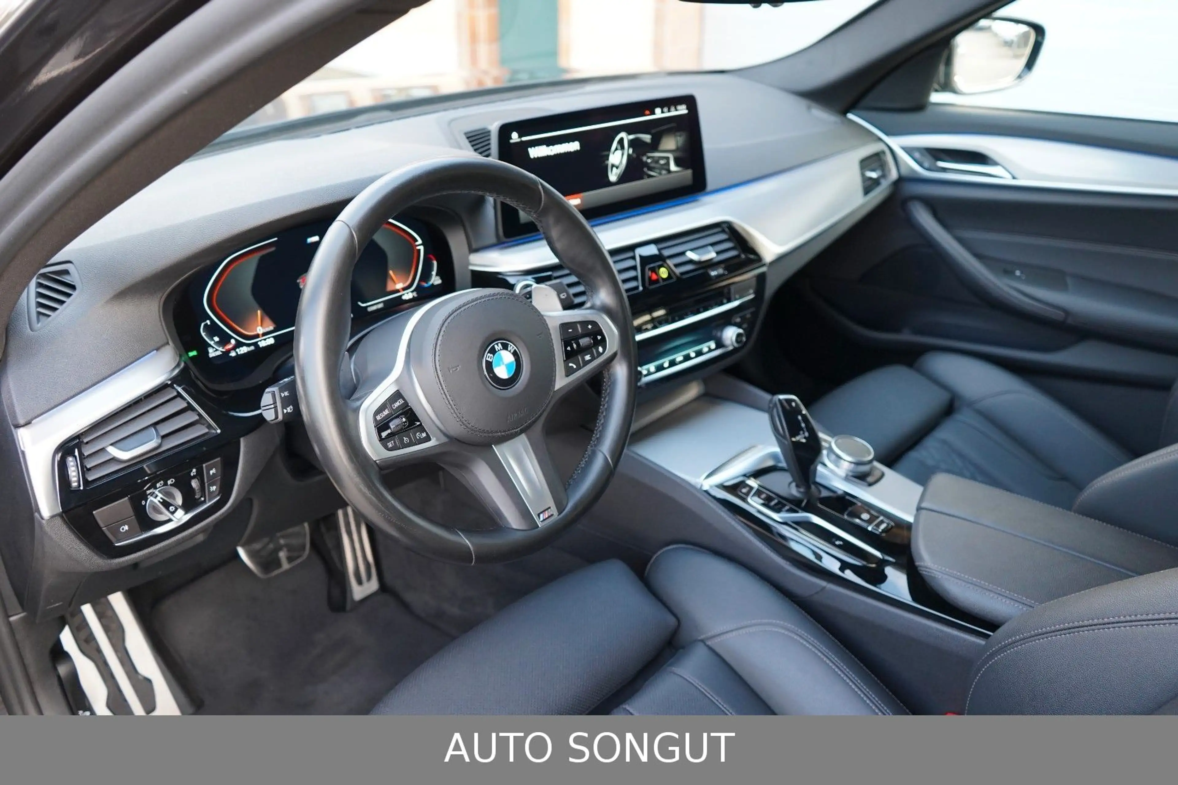 BMW 540 d xDrive T. *M-SPORTPAKET*1.HAND*LEDER*SPORTS — photo 4
