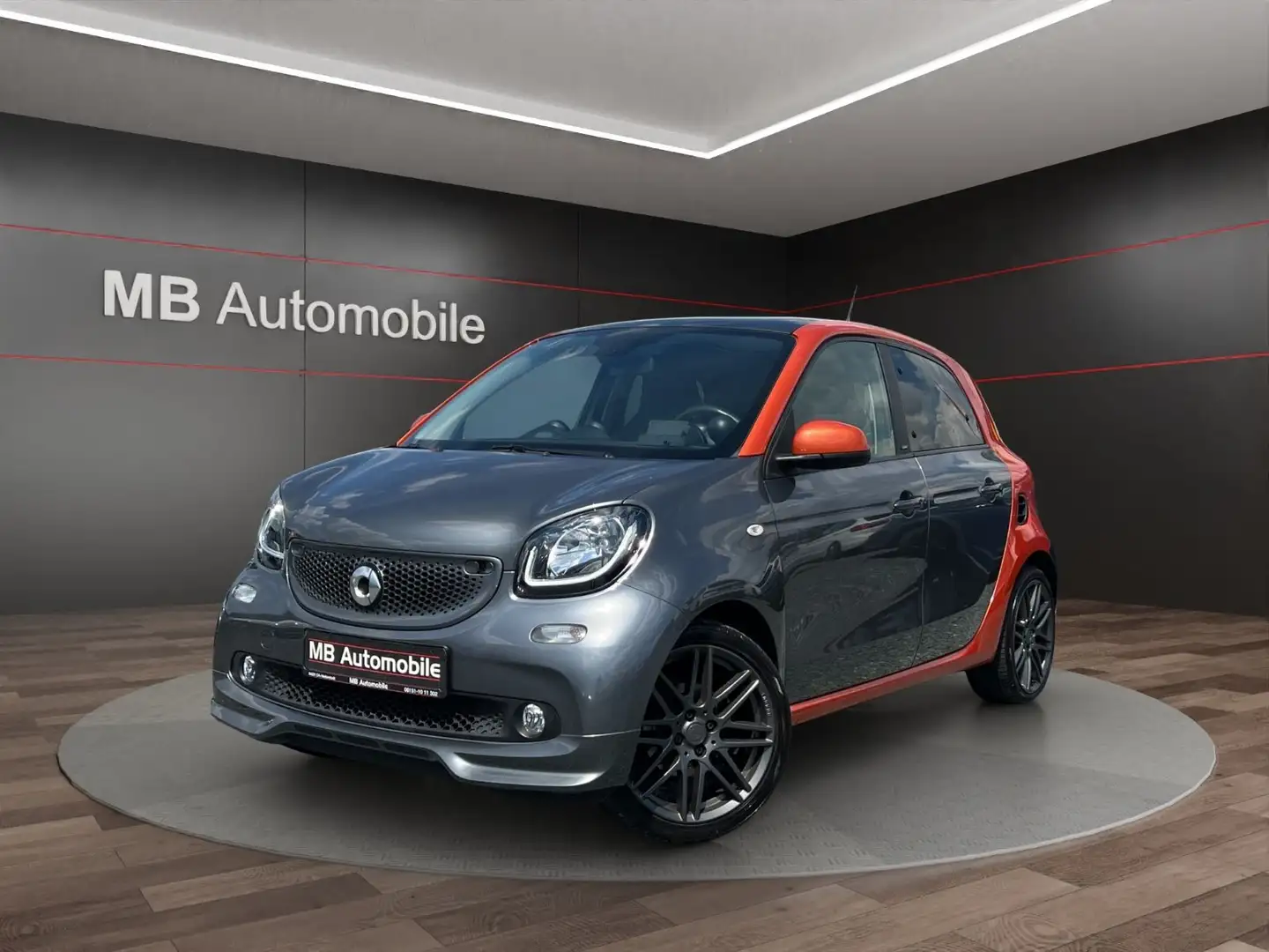 smart forFour 66kW Brabus-Style/Automatik/P-Dach/PDC Orange - 1