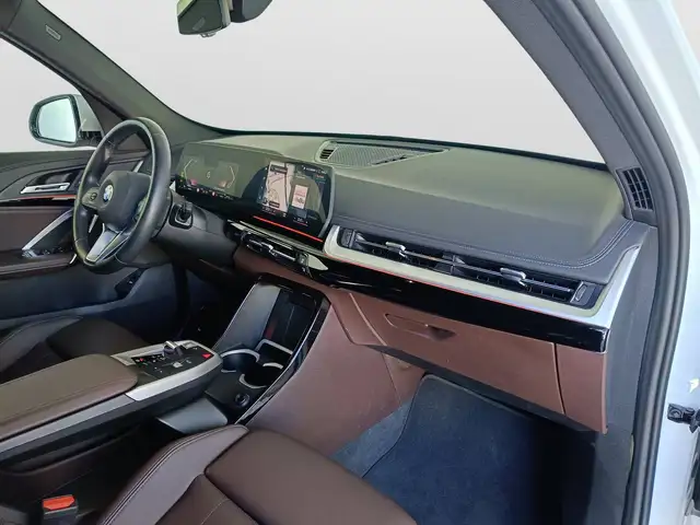 BMW X1 view 10