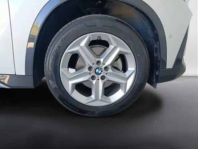 BMW X1 view 21